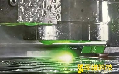 <b>水導(dǎo)激光切割技術(shù)在切割碳化硅時的切割速度如何？</b>